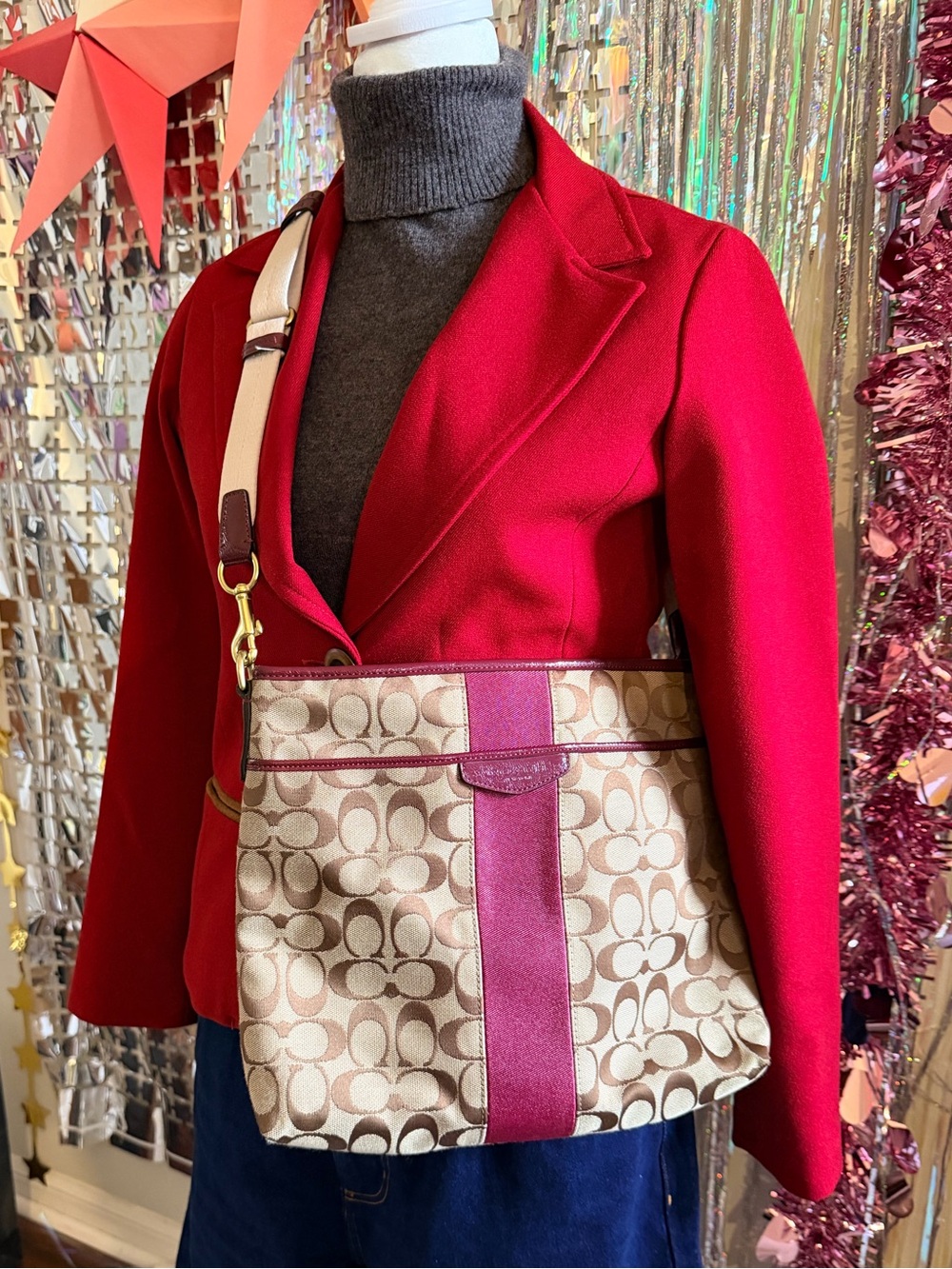 Coach Signature C Jacquard Burgundy Shoulder Crossbody Bag Y2K - like new